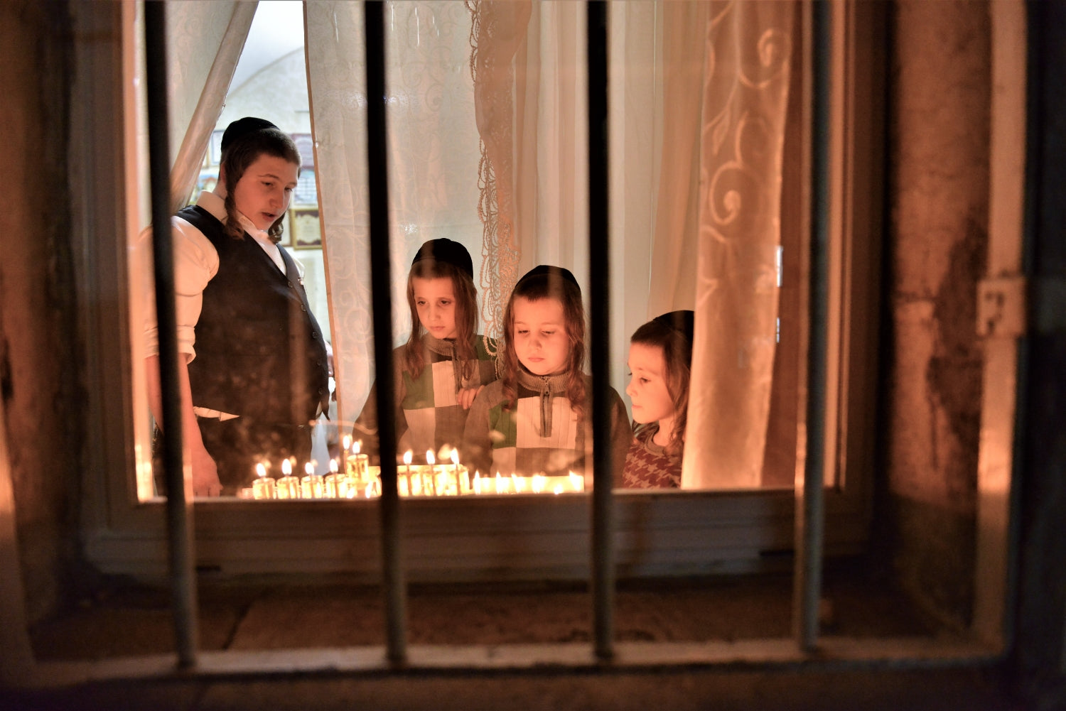 Chanuka in Mea Shearim